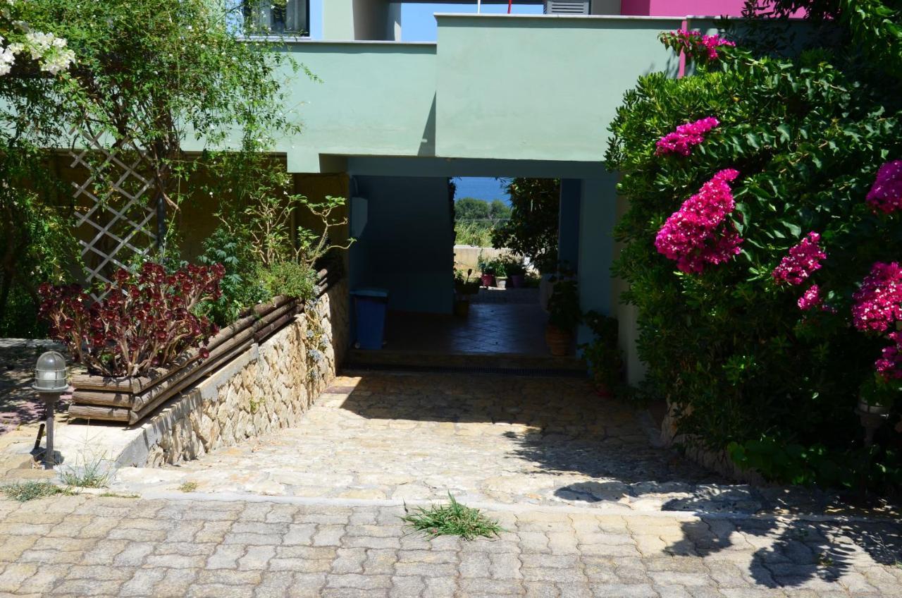 Aparthotel Mirovigli à Lépedha Extérieur photo